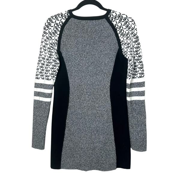 Title Nine Assassin Wool Blend Full Zip Knit Sweater Tunic Black Gray Size Small - Picture 11 of 13